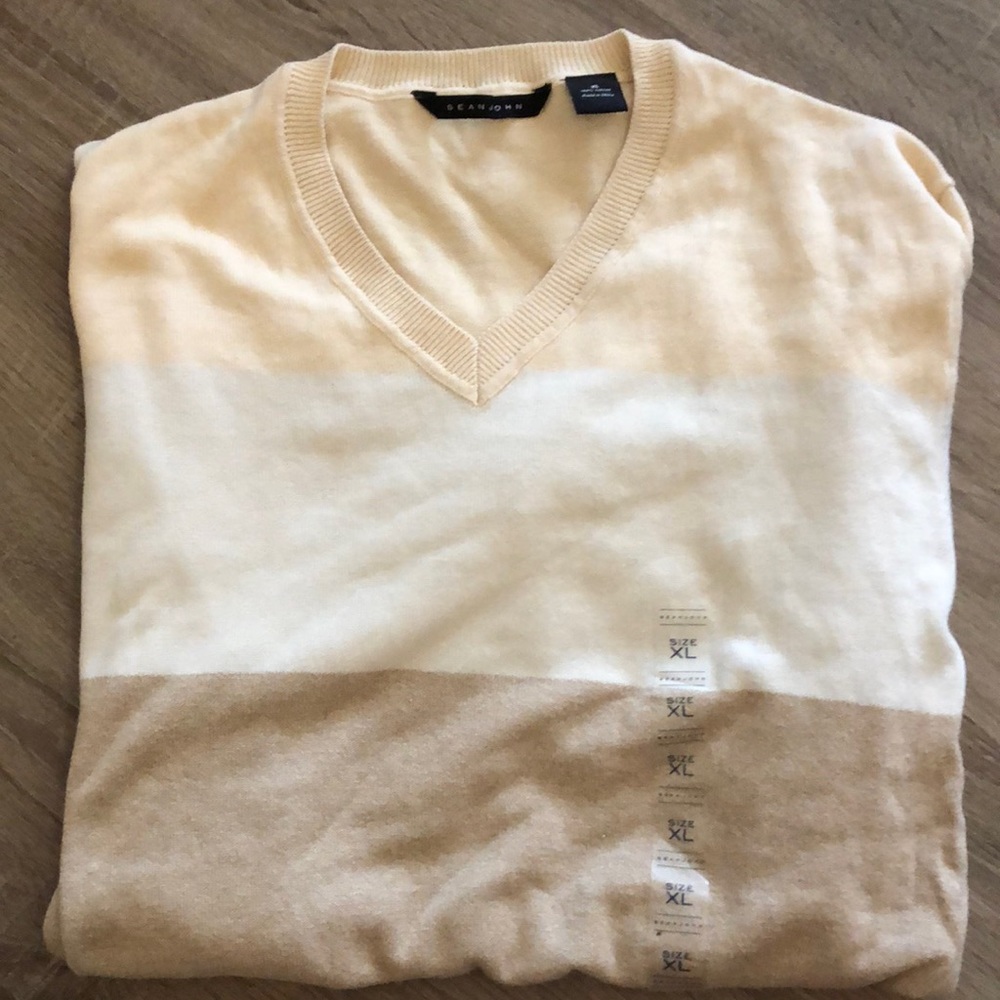 New Sean John sweater